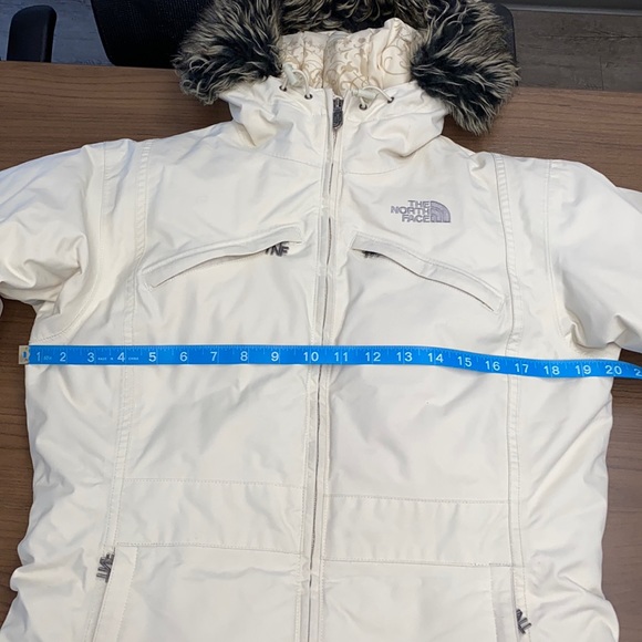 The North Face Hyvent Goose Down Parka - Picture 11 of 16